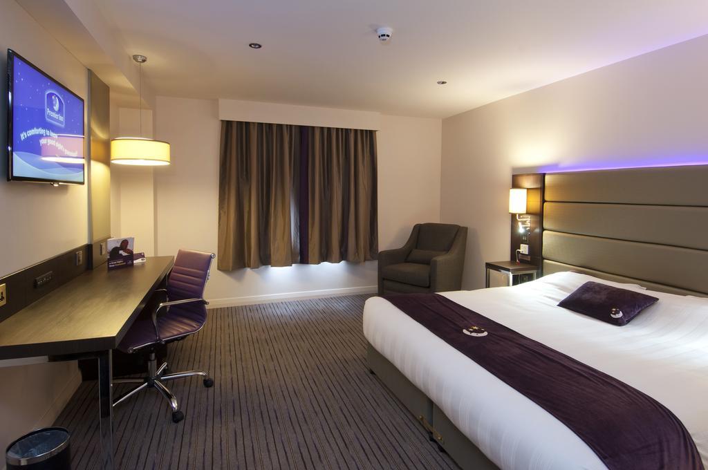 Premier Greenford 3* Londra